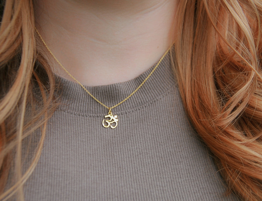 Ohm Necklace in Gold