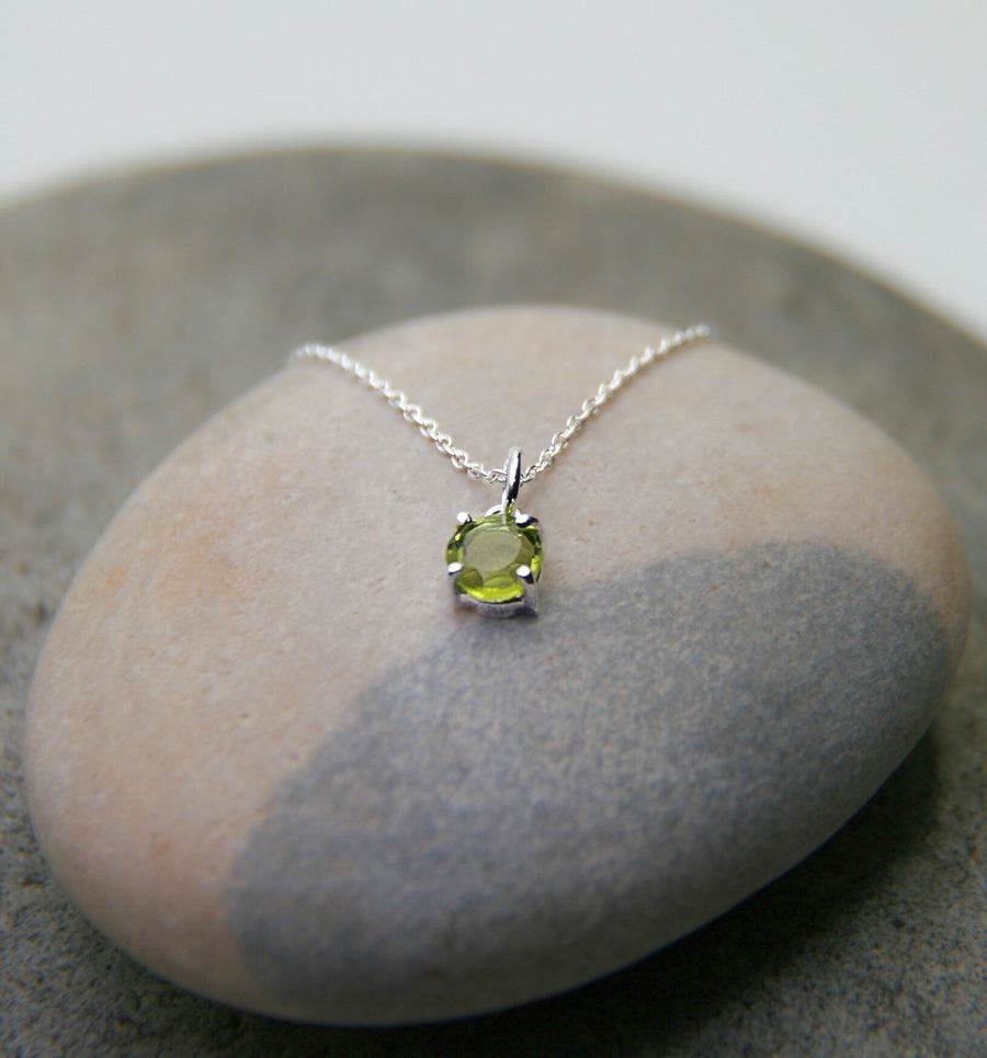 AUGUST Birthstone Necklace in Peridot + Sterling Silver